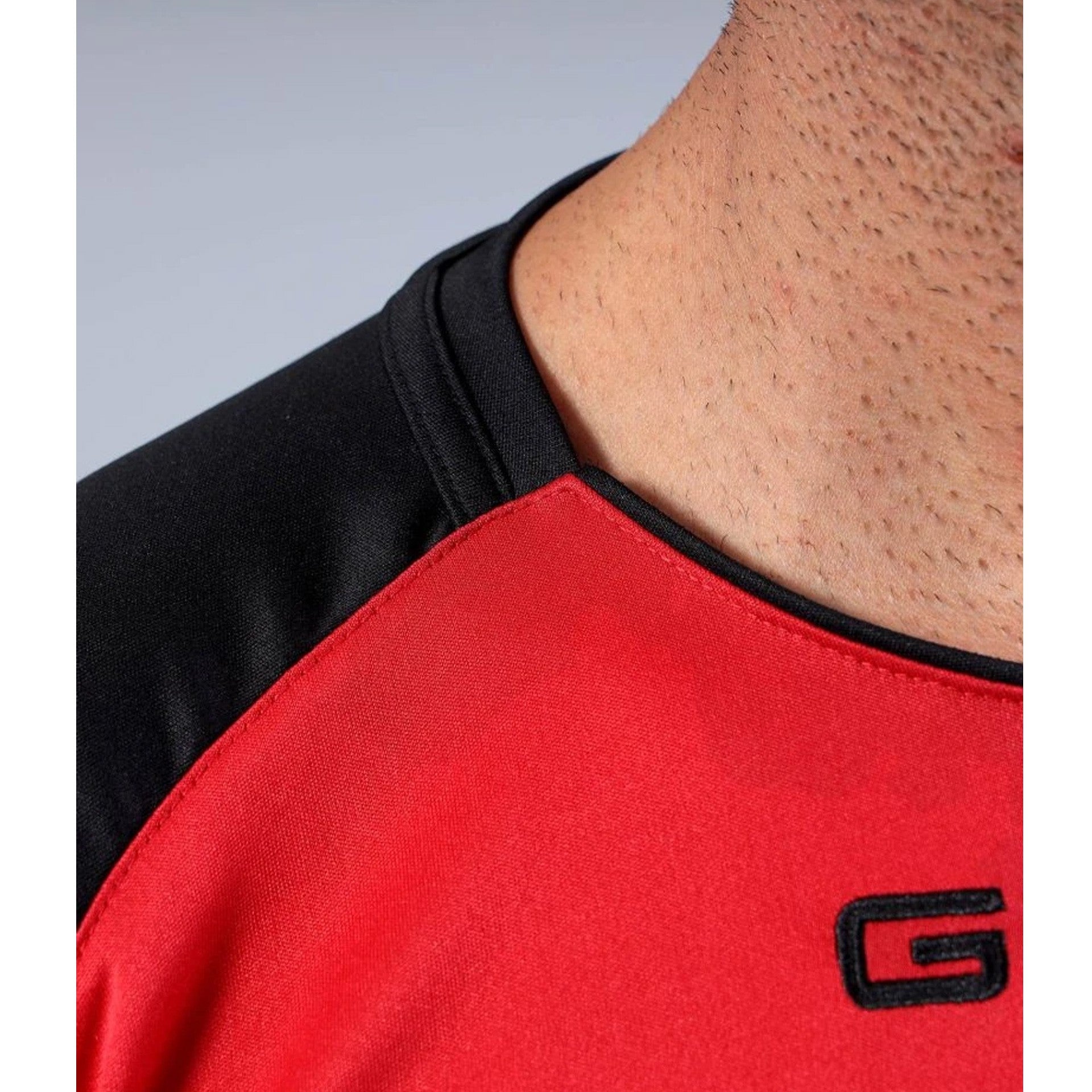 Camiseta Givova Capo - Rojo/Negro / 4Xs