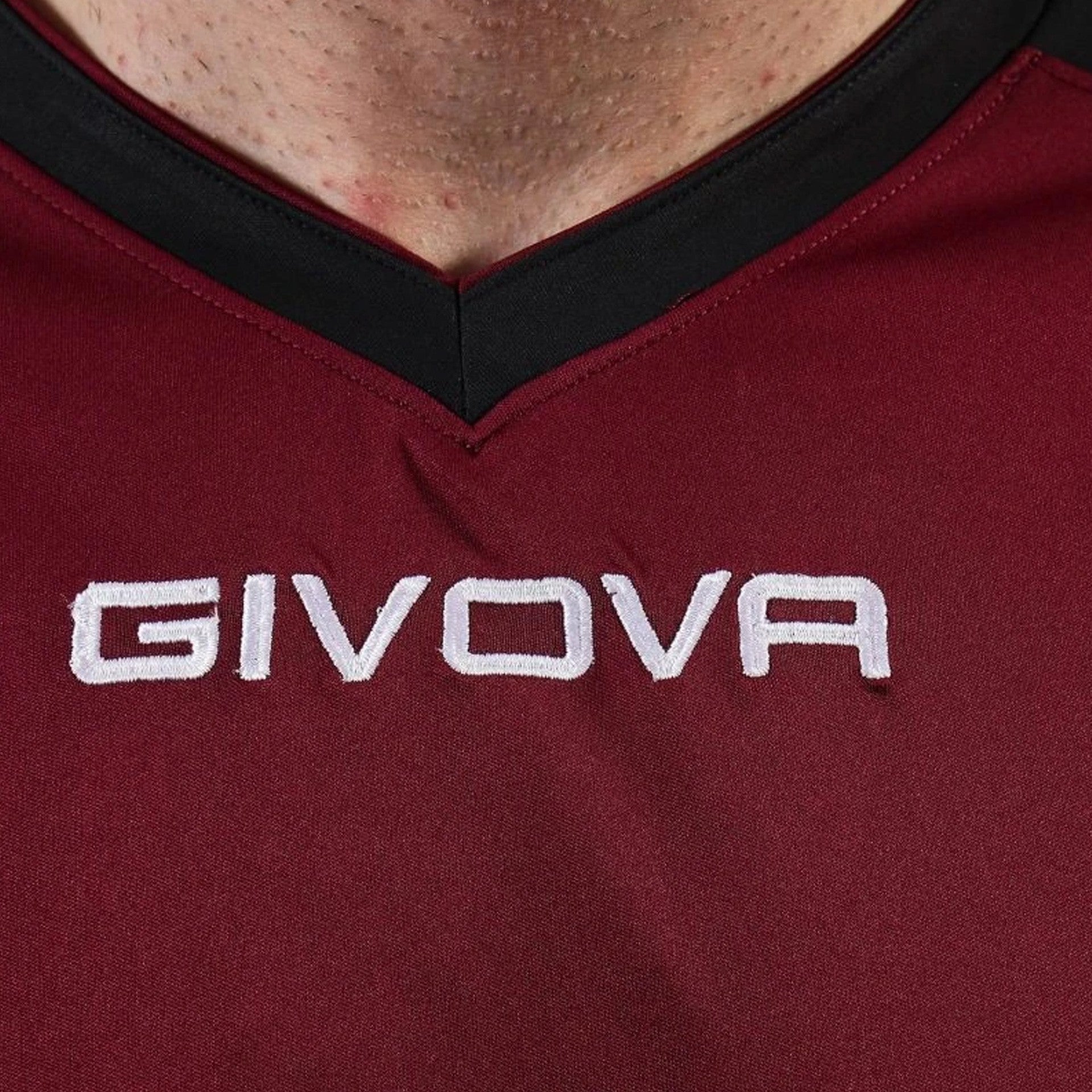 Camiseta Givova Revolution - Granate/Negro / Xxs