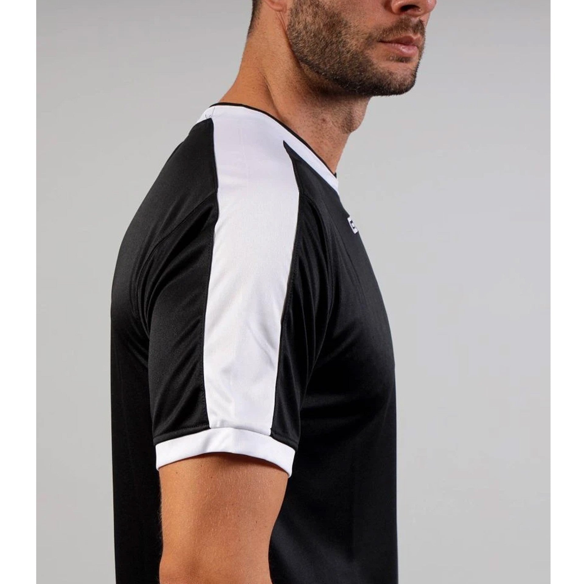 Camiseta Givova Revolution - Negro/Blanco / Xxs